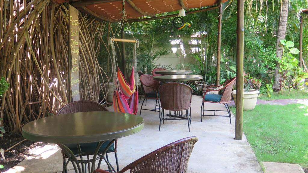 Hotel Coco Palms Playas del Coco Exterior foto